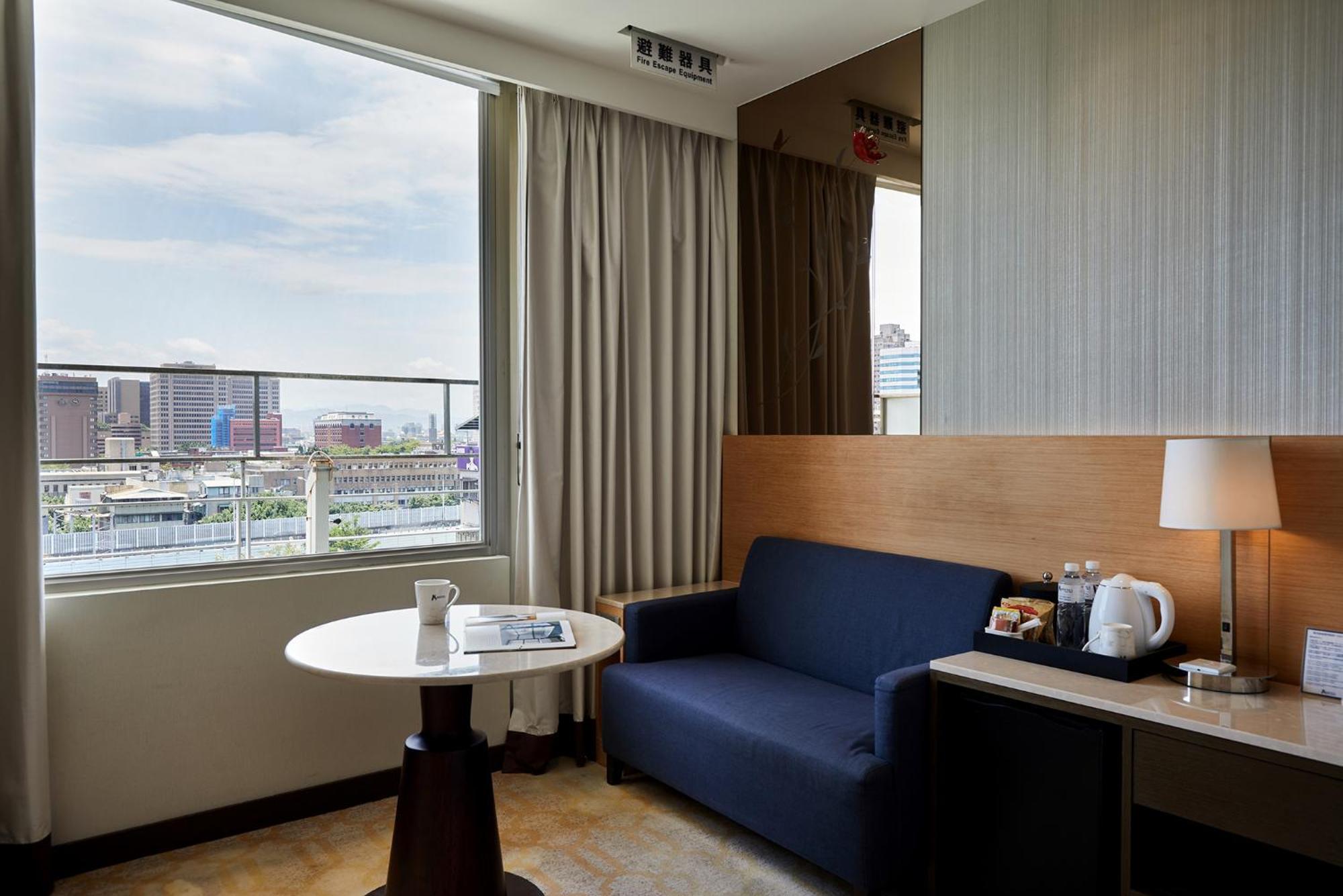 K Hotel Tianjin Đài Bắc Ngoại thất bức ảnh